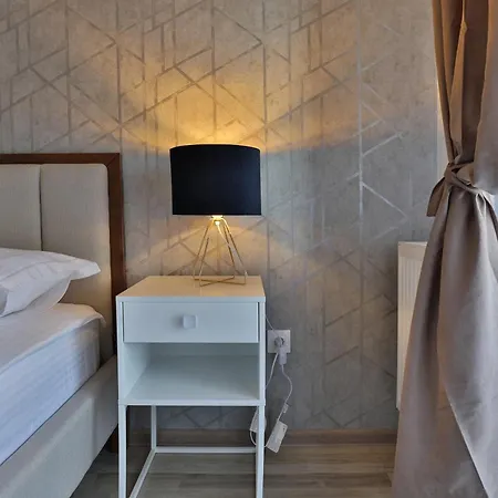 Ada Homes B4628