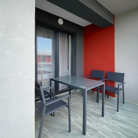 Apartment Ada Homes B4628 *